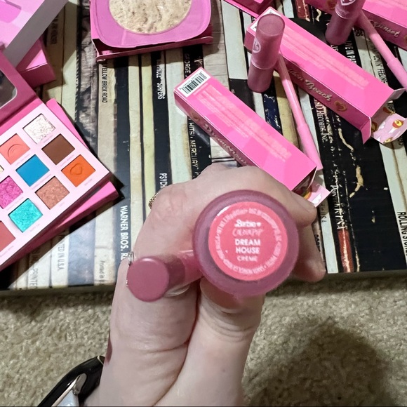 BUNDLE Colourpop X Barbie Beach Party Full Set - Picture 12 of 16